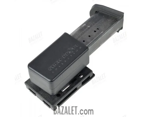 Universal magnetic poucher for sidearm magazine