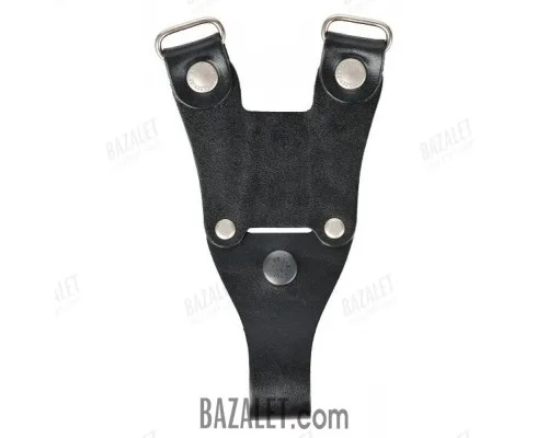 Suspension system on a shoulder holster for 1 spare clip